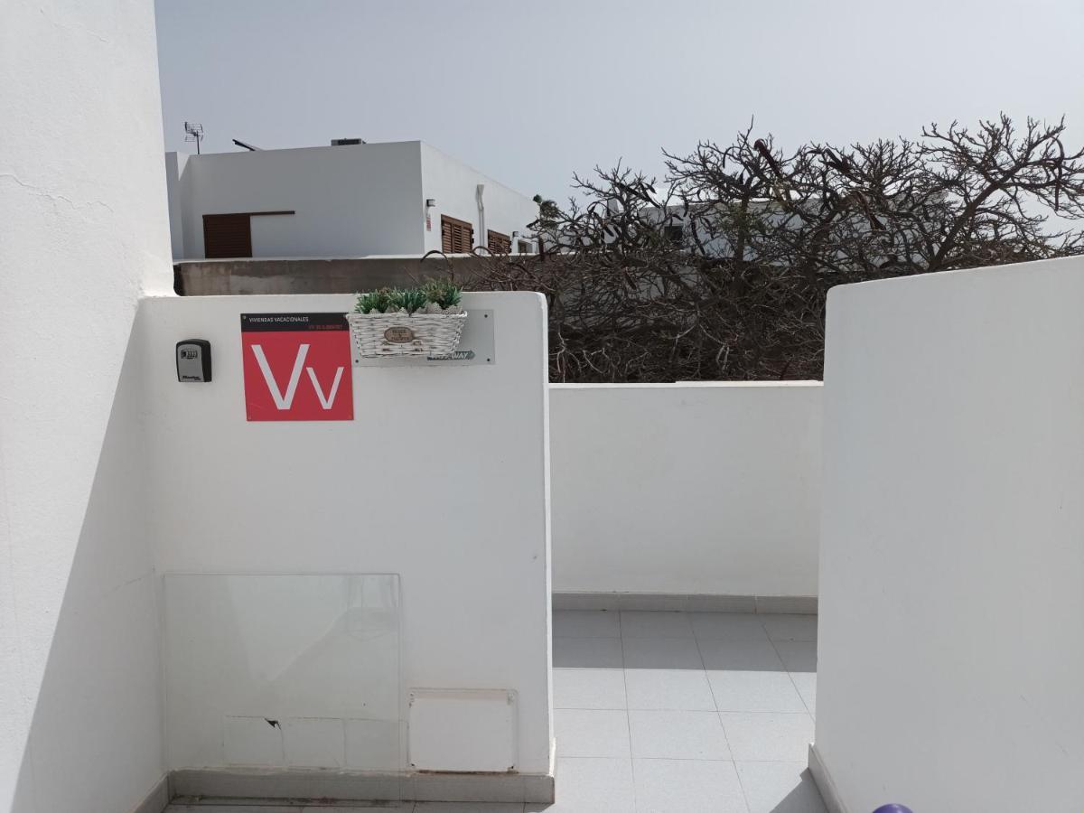 Fabulous 1-Bed Apartment In Puerto Del Carmen Пуэрто дель Кармен Экстерьер фото